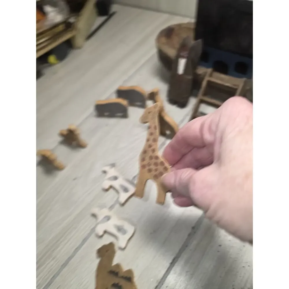 Vtg Hand Crafted Wooden Noah's Ark Set Ark Animals Noah Missing 1 Giraffe W/Box